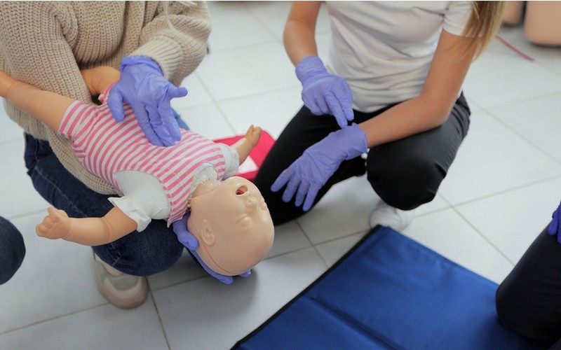 Cvičení resuscitace dítěte