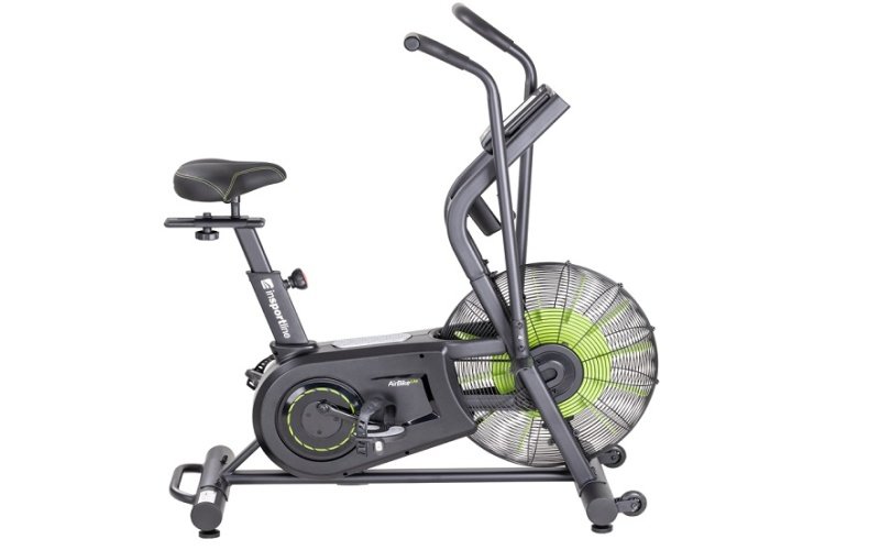Šedý Air bike se zeleným ventilátorem