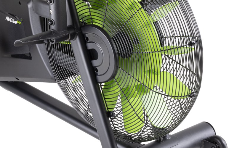 Zelený ventilátor na Air biku