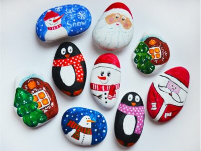 Malované kamínky s vánočním motivem
