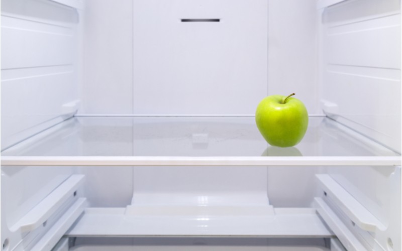 Teplota v ledničce - jablko v ledničce